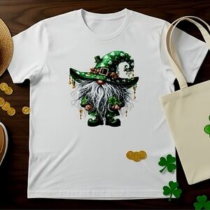 St Patricks Day Gnome Tee • Lucky Shamrock Graphic T‑Shirt